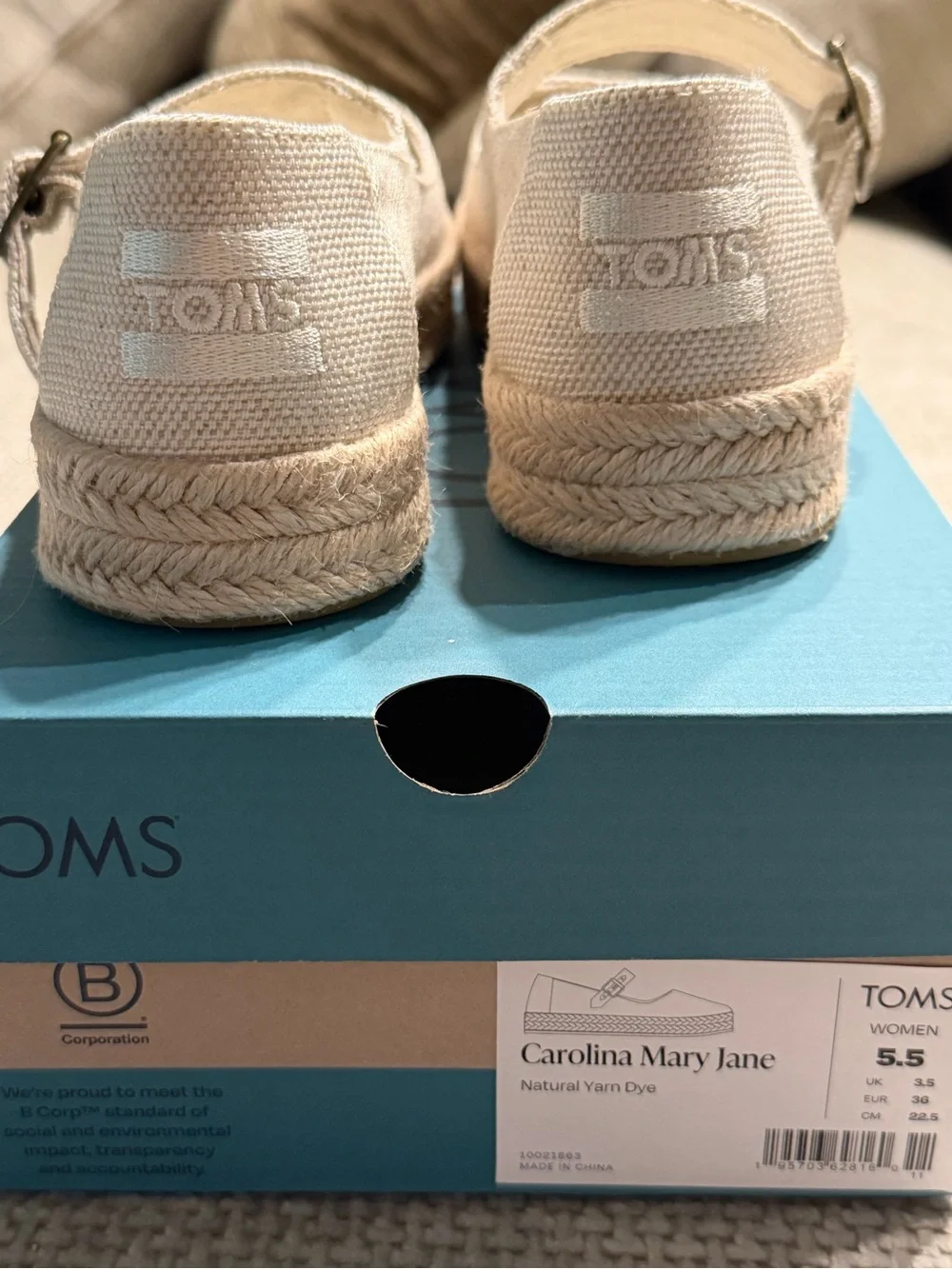 New with box TOMS Carolina Mary Jane Espadrille
